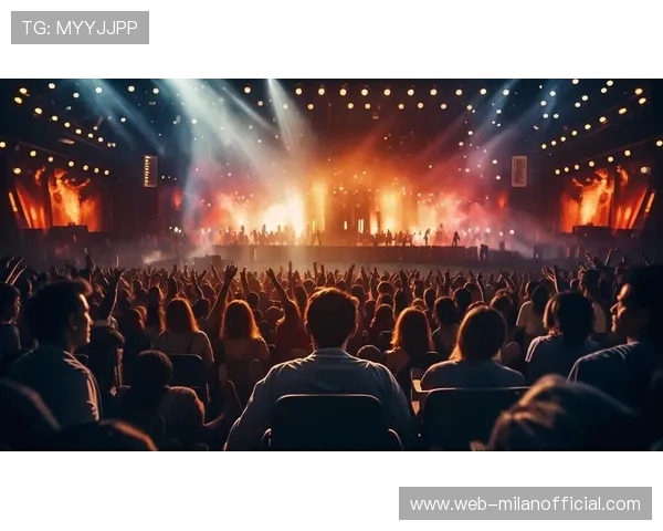 【粉丝狂欢】现场观众的热情更添比赛火热氛围，粉丝活动